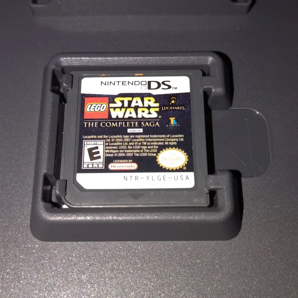 LEGO Star Wars: The Complete Saga (Nintendo DS, 2007)